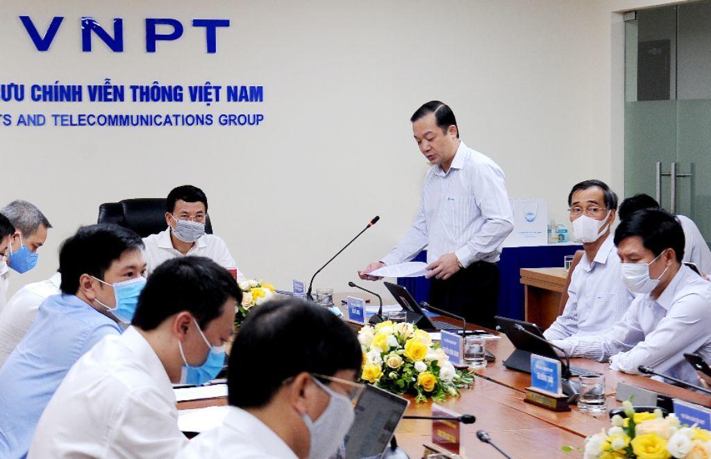 ổng Giám đốc VNPT phát biểu tại buổi làm việc giữa đoàn công tác Bộ TT&TT và Tập đoàn VNPT.