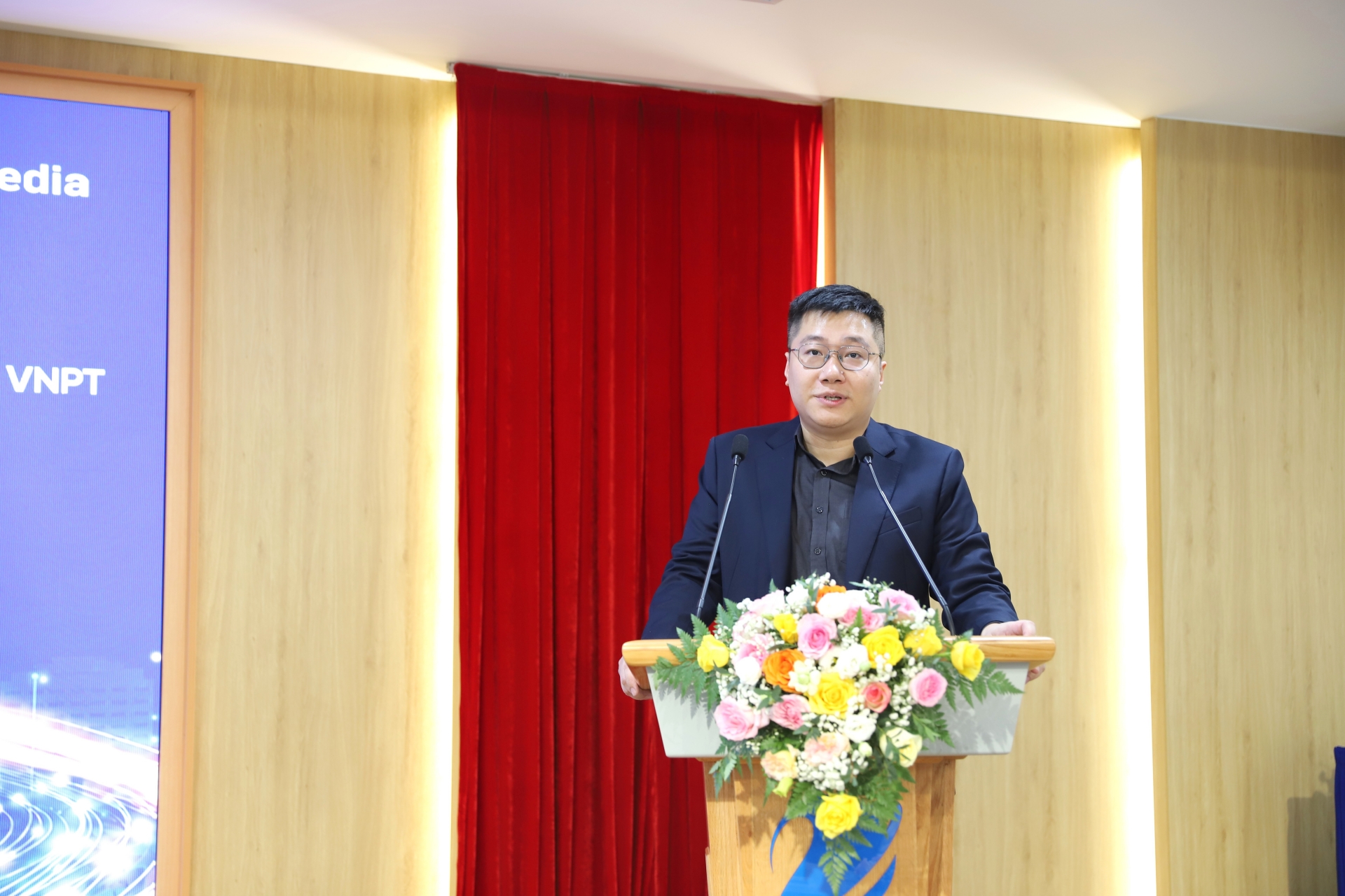 Ông Đặng Ngọc Bình – Phó Tổng Giám đốc Tổng công ty Truyền thông