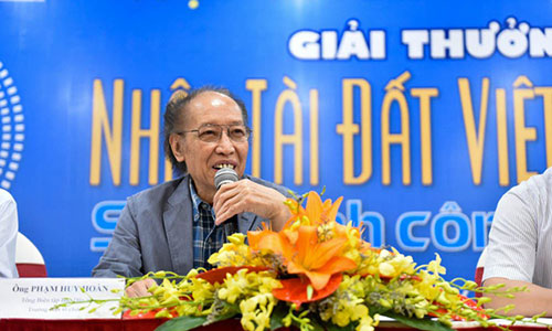 Ông Phạm Huy Hoàn, Tổng biên tập Báo điện tử Dân trí chính thức phát động Giải thưởng Nhân tài Đất Việt 2018