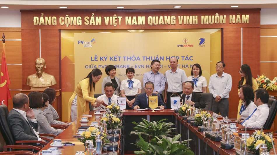 VNPT Hà Nội ký thỏa thuận hợp tác kinh doanh với PVcomBank và EVN Hà Nội