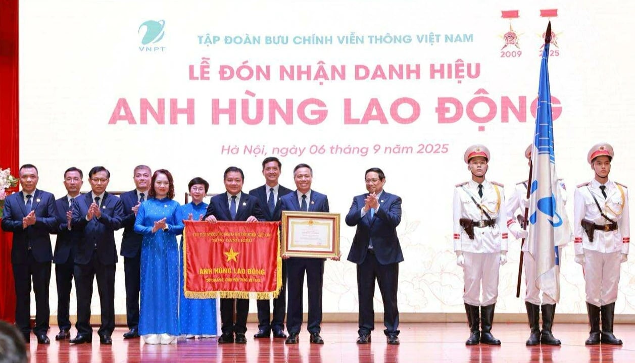 Thủ tướng: VNPT phải là lực lượng nòng cốt phòng chống chiến tranh mạng
