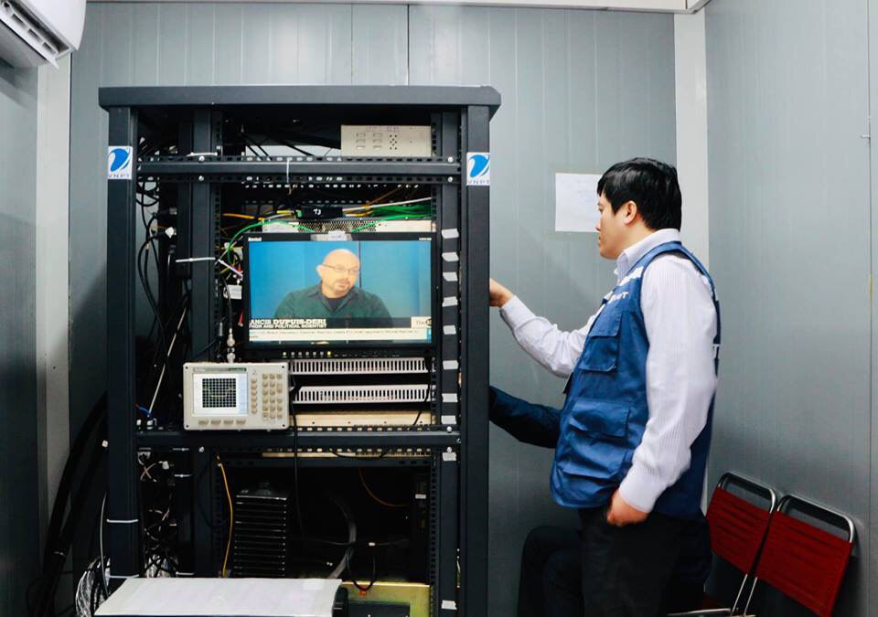 VNPT đã cử hơn 200 cán bộ kỹ thuật trực chiến tại Trung tâm báo chí quốc tế để đảm bảo hỗ trợ tất cả các nhu cầu kết nối của phóng viên.