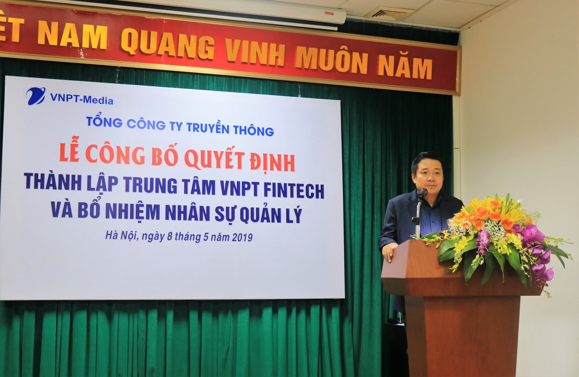 Phó Tổng Giám đốc Tập đoàn VNPT, Chủ tịch Tổng công ty VNPT-Media Huỳnh Quang Liêm phát biểu tại buổi lễ